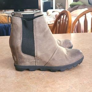 Sorel - Women's Joan of Arctic Wedge II Chelsea Bootie